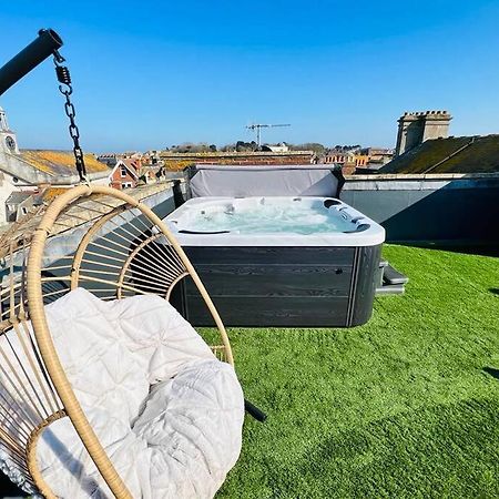 2 Bed Harbourside Penthouse With Hot Tub & Stunning Roof Terrace Leilighet Weymouth Eksteriør bilde