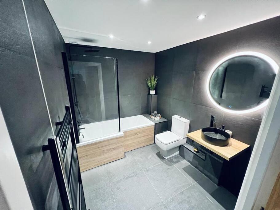 2 Bed Harbourside Penthouse With Hot Tub & Stunning Roof Terrace Leilighet Weymouth Eksteriør bilde